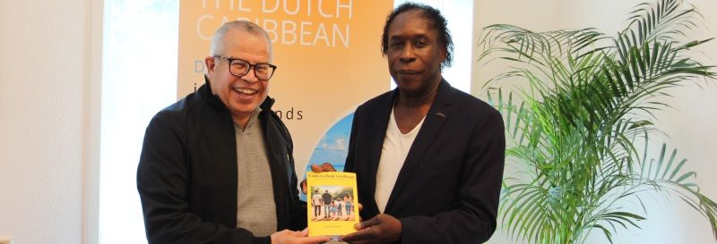 ocan caribisch kenneth valks Vaderschap verdiept pedagogie