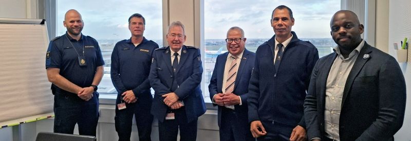 Ocan caribisch douane 100% controles schiphol