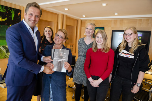 Kindercollectief minister De Jonge minVWS LOIPR 2019 Ocan Caribisch kinderrechtem